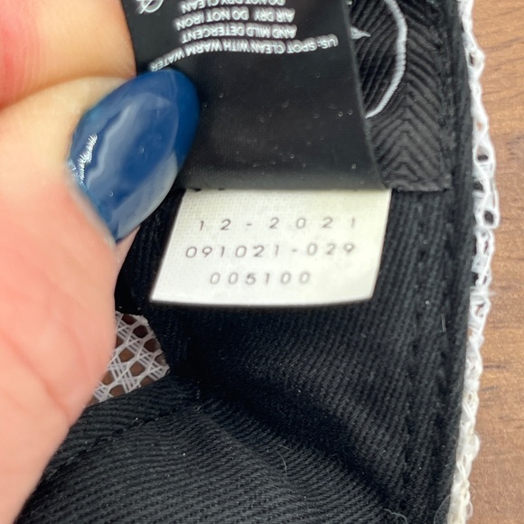 University of Kentucky Wildcats SnapBack Mesh Trucker Hat Cap College Basketball - Picture 8 of 9